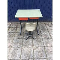 Vintage Eromes bureautje met stoeltje 